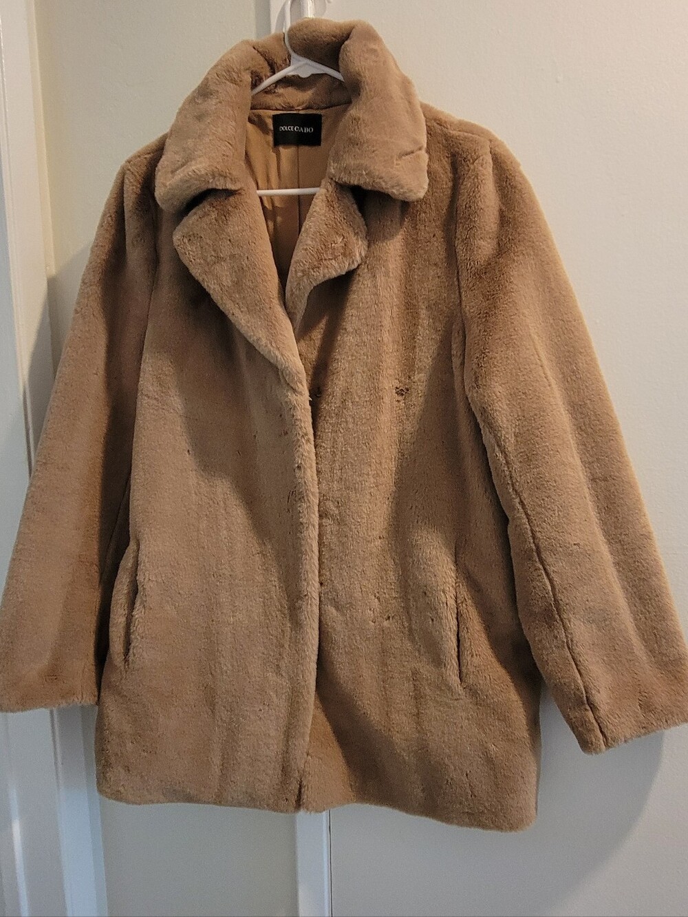 Dolce Cabo Women's Faux Fur Coat - Camel M/L